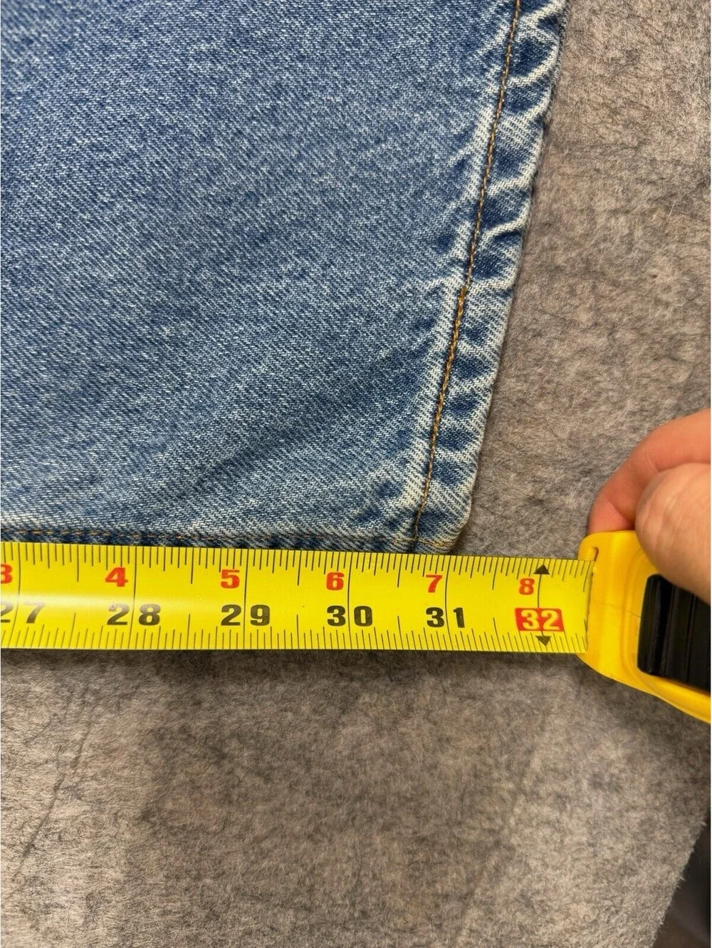 Vintage Levi's 550 Denim Jeans Relaxed Fit Tapered Orange Tab Mens Tagged 36x32